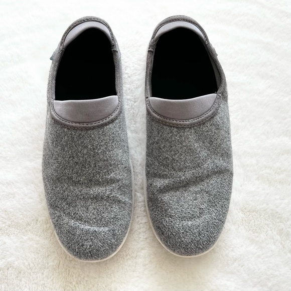 VESSI Sunday Slippers Men’s Size 10 Comfy Stylish Lounge Relax Waterproof - Picture 2 of 7